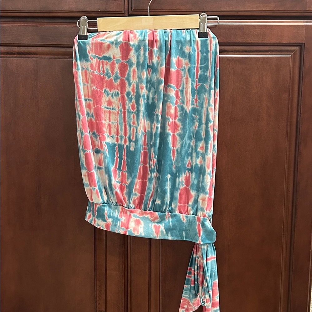 Colorful Tie-Dye Strapless Top